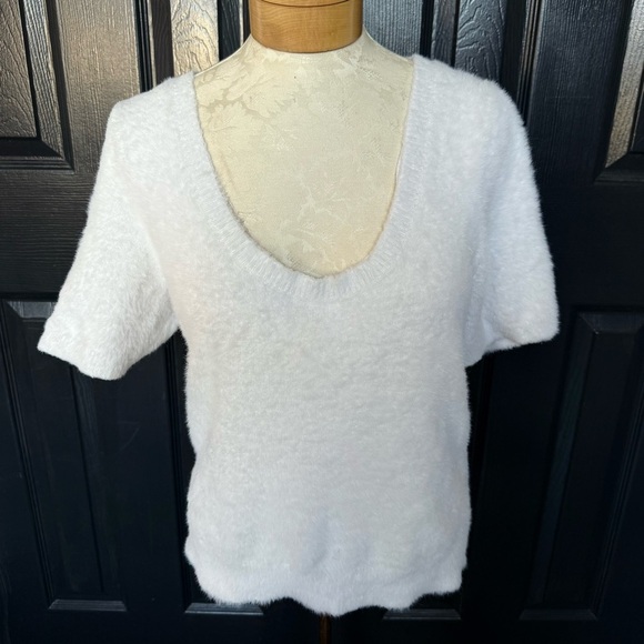 Maeve Scoop Neck Eyelash Sweater Tee L - Picture 4 of 12